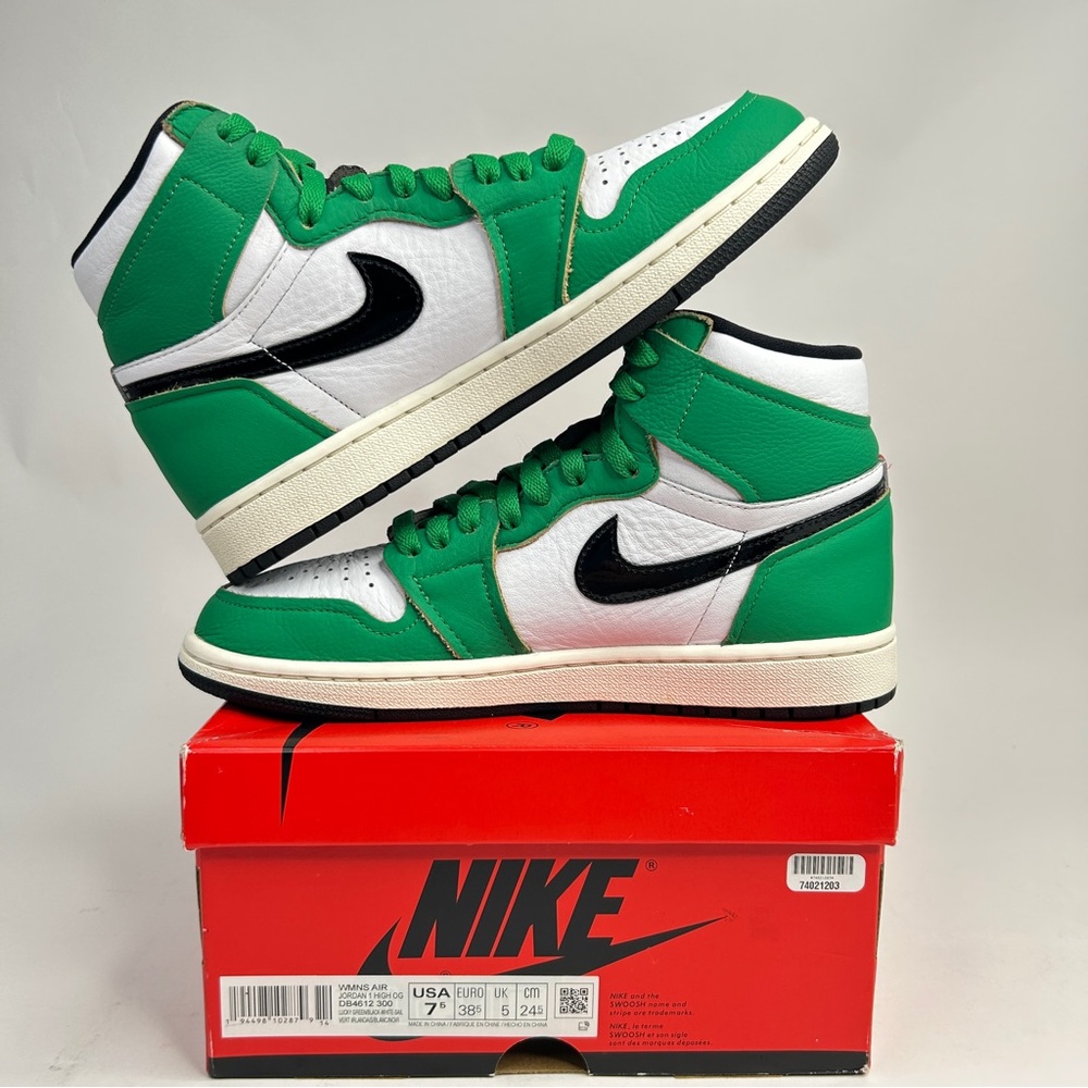 Nike Air Jordan 1 Retro High OG WMNS “Lucky Green” 2023 - Picture 2 of 8